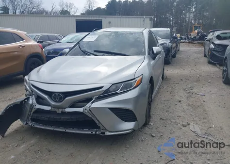 2020 Toyota Camry Se из США, поврежденный, VIN 4T1G11AK1LU930385